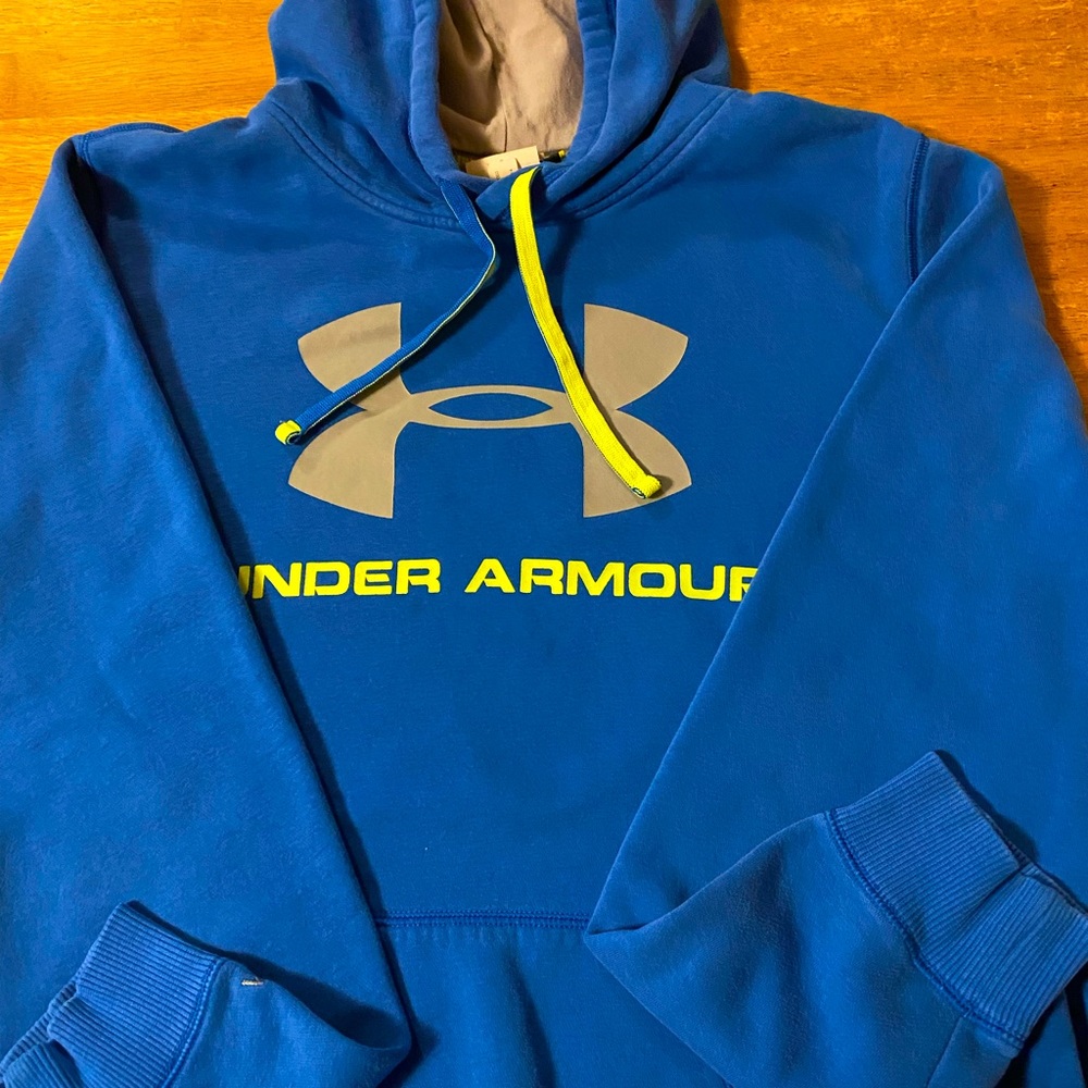 Under Armour Hoodie